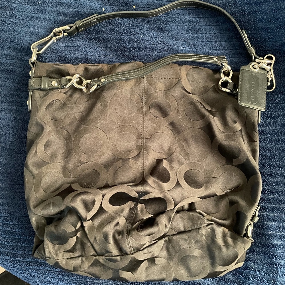 Coach modern C shoulder bag
